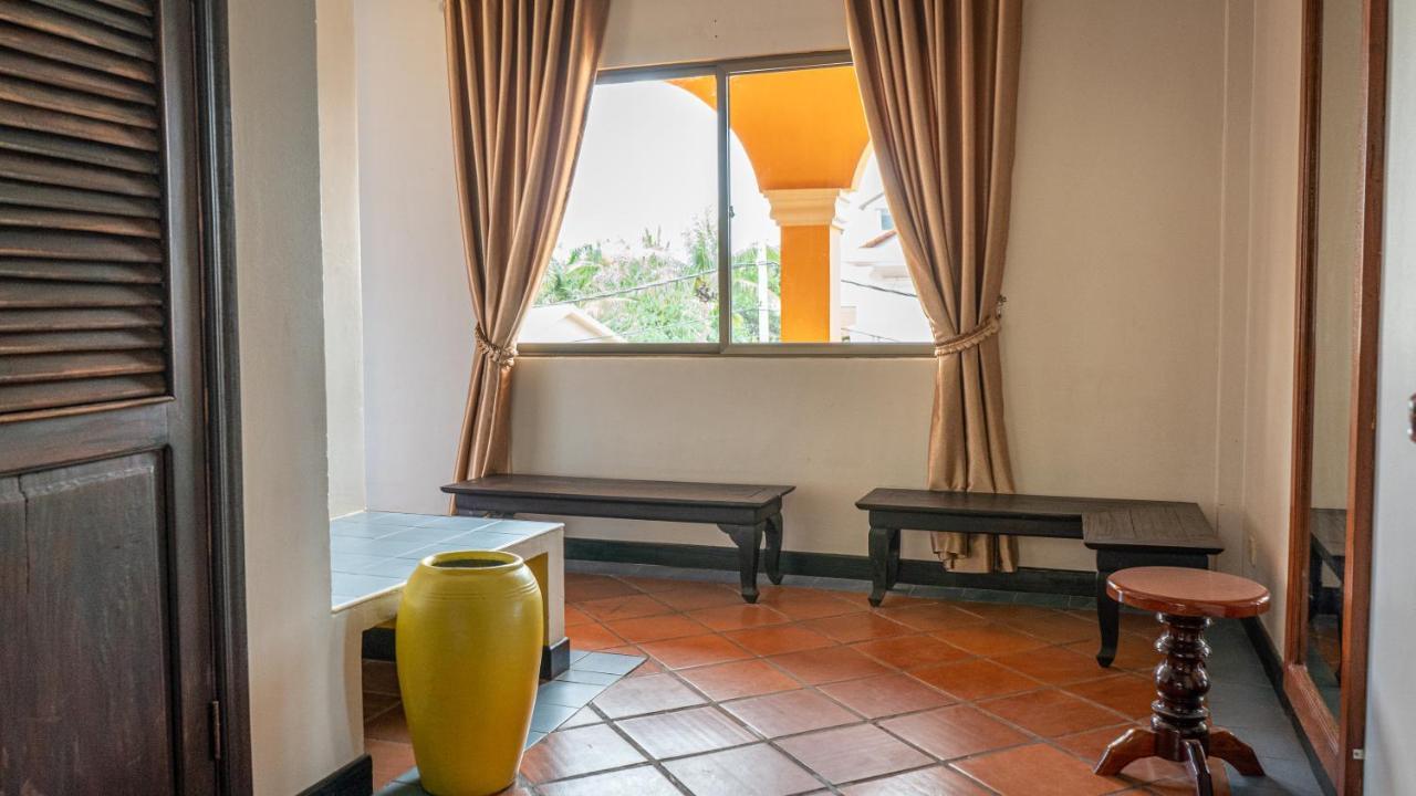 Den Hotel Totonou Siem Reap Exterior photo